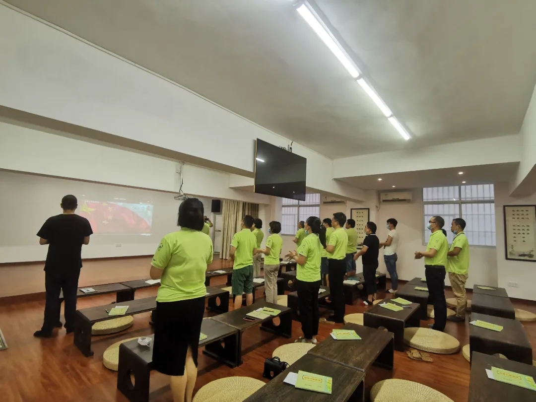 1.webp.jpg 1.webp.jpg